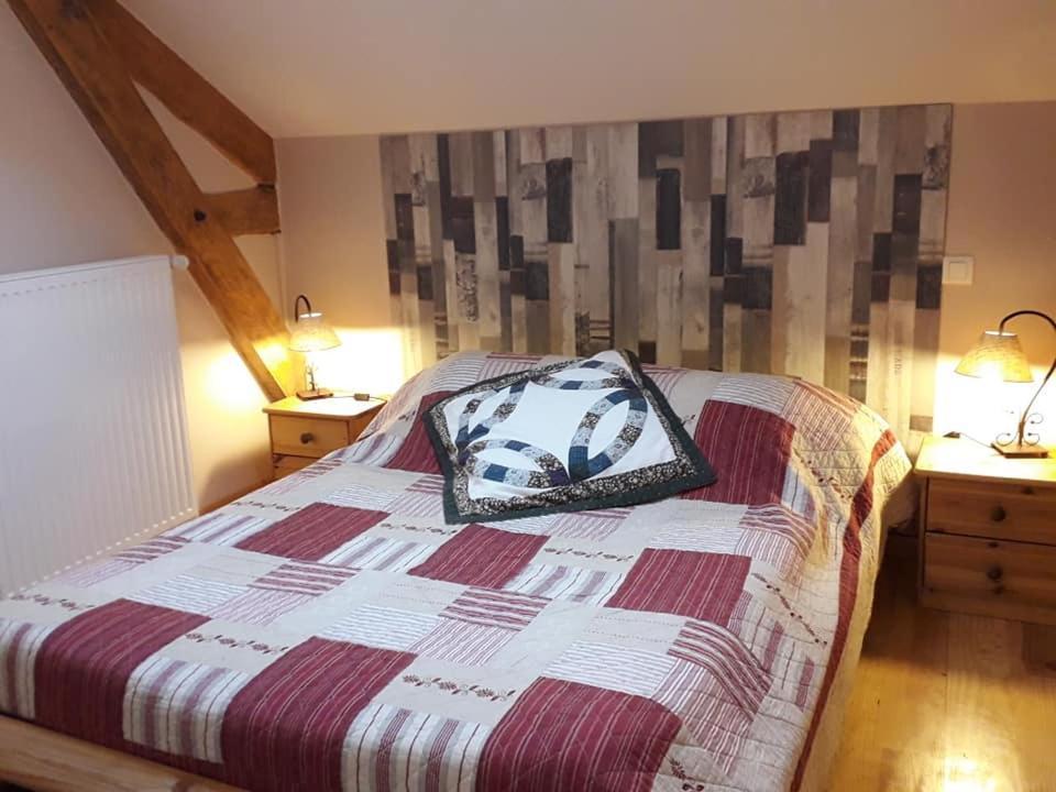 Châteauneuf-de-Randon La Pierre Trouee Chambre D'Hotes المظهر الخارجي الصورة