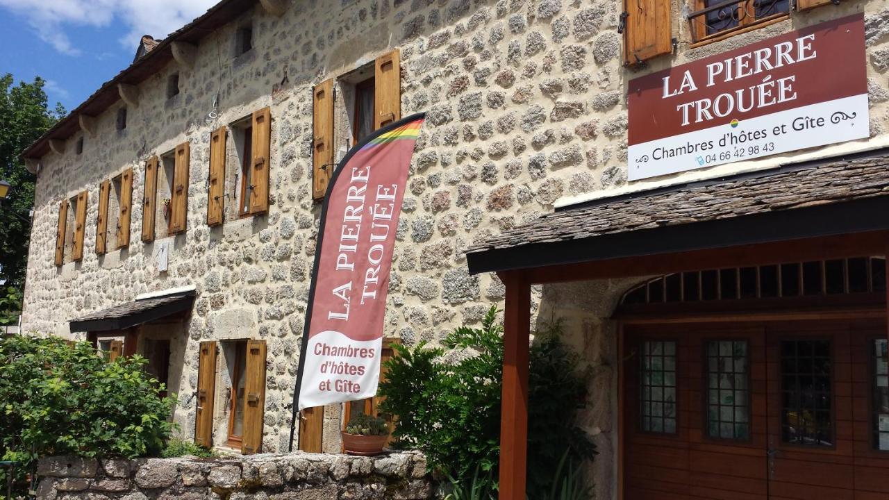 Châteauneuf-de-Randon La Pierre Trouee Chambre D'Hotes المظهر الخارجي الصورة