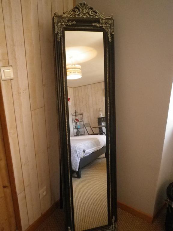 Châteauneuf-de-Randon La Pierre Trouee Chambre D'Hotes المظهر الخارجي الصورة