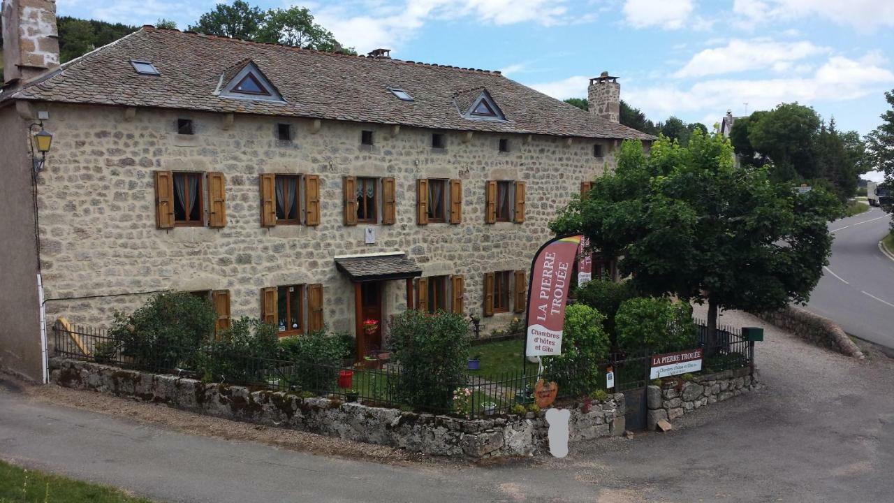 Châteauneuf-de-Randon La Pierre Trouee Chambre D'Hotes المظهر الخارجي الصورة